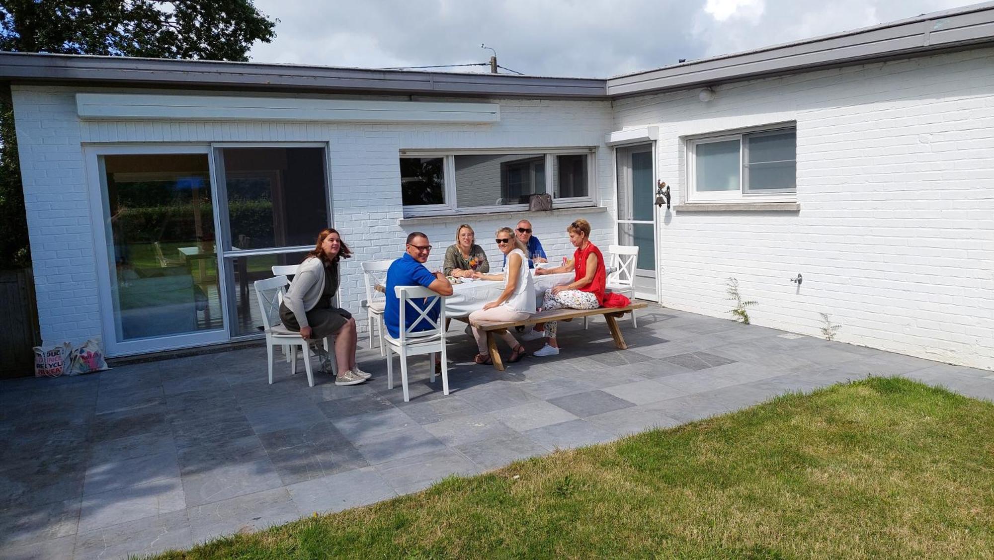 Vakantiewoning Met Permanent Verwarmd Zwembad En Sauna Koekelare Exteriör bild